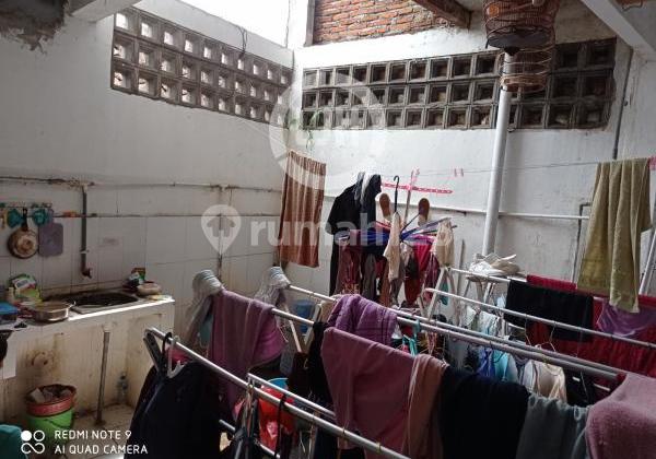 Rumah kost di jalan Nakula 2