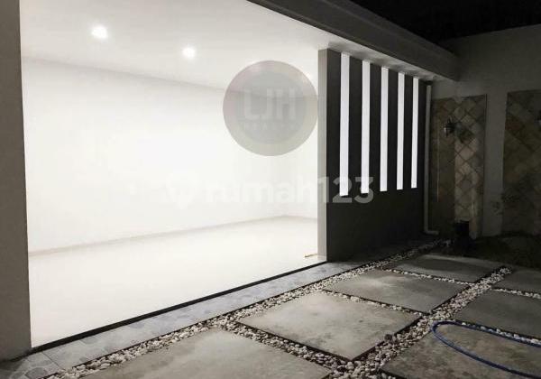 Rumah Siap Huni di Jalan Puspowarno 1