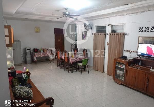 Rumah cocok untuk usaha di jalan Imam Bonjol 1