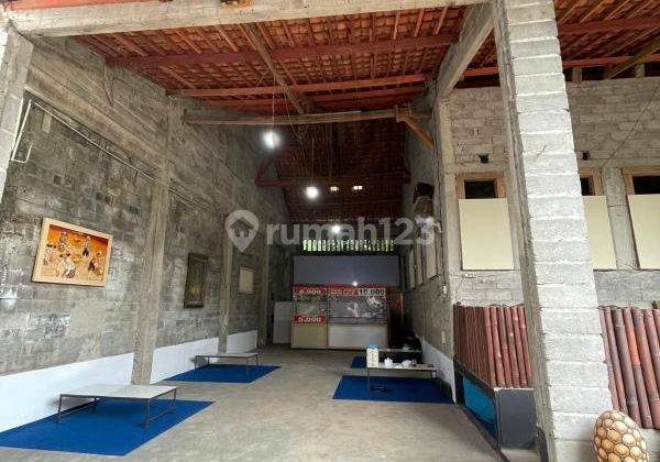 Rumah siap huni di jalan Nakula Sadewa 2
