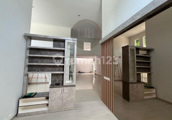 Rumah siap huni di Graha Padma 2