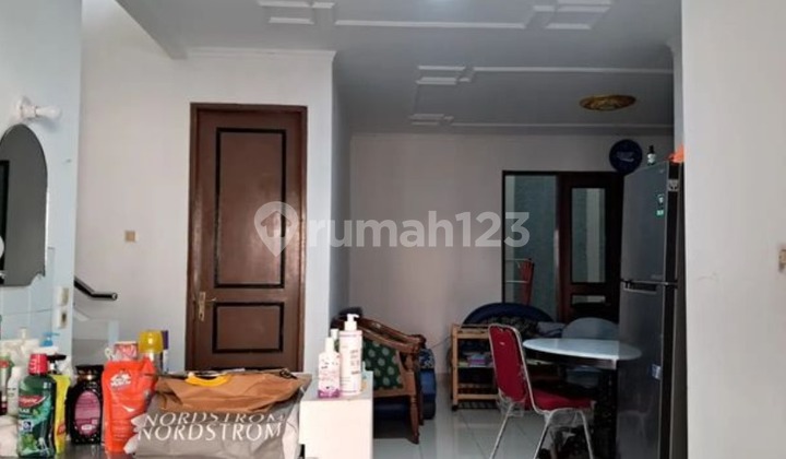 DIJUAL BU RUMAH FULL RENOVASI DI PERMATA BUANA, JAKARTA BARAT