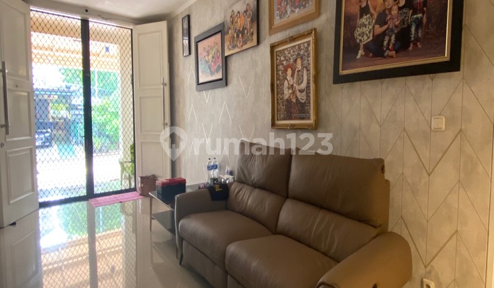 DI RUMAH ALAM SUTERA SIAP HUNI SHM LUAS 260 2