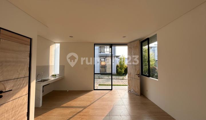 FOR SALE BEAUTIFUL MINIMALIST HOUSE IN CENDANA GARDYN, LIPPO KARAWACI 2