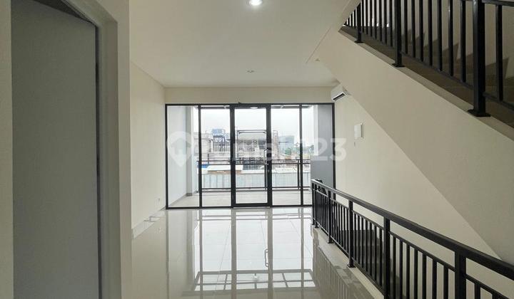 Disewakan Ruko Hampton Gading Serpong 3 Lantai Lokasi Strategis