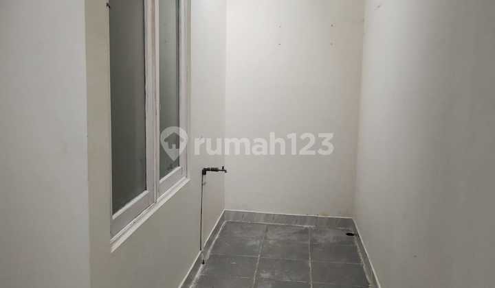 DIJUAL/SEWA RUMAH MINIMALIS SHM BARU RENOVASI DI GADING SERPONG 2