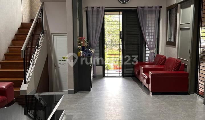 FOR SALE SEMI-FURNISHED HOUSE WITH SHM IN CRYSTAL RESIDENCE, GADING SERPONG