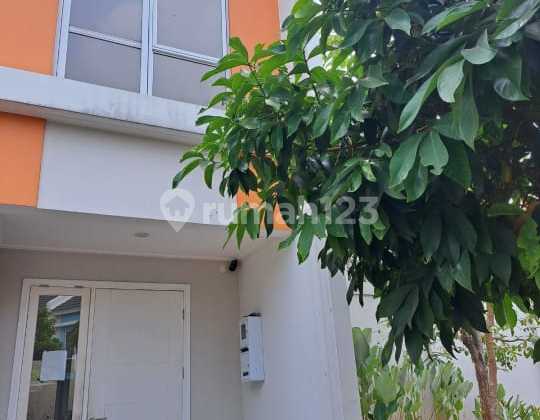For Rent Nice Deluxe Type Hook House in Martinez Cluster At Symphonia Gading Serpong