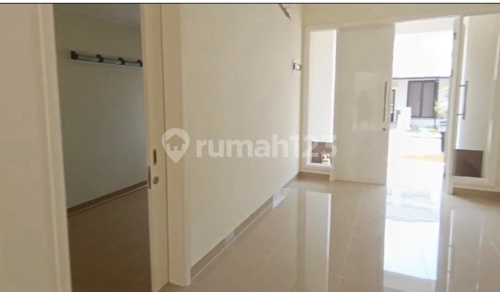 Dijual Cepat Rumah Bagus. Rapih Siap Huni Di Carribean Island. The Springs Gading Serpong Dijual Cepat Rumah Bagus. Rapih Siap Huni Di Carribean Island. The Springs Gading Serpong