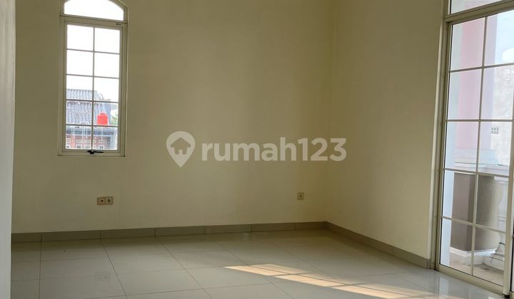FOR RENT: 3-STORY NORTH-FACING HOUSE IN GREENLAKE CITY, CIPONDOH 2