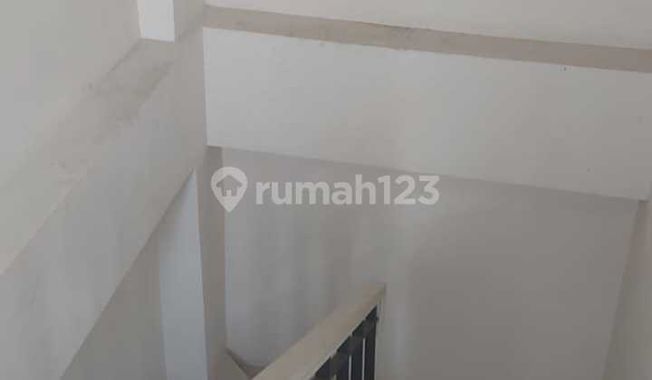 FOR RENT: SHOP HOUSE SUITABLE FOR BUSINESS, WAREHOUSE/OFFICE IN KELAPA DUA, TANGERANG 2