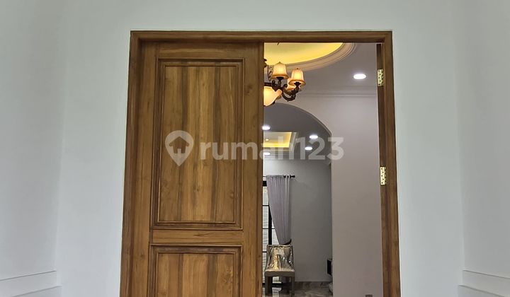 BEAUTIFUL STANDALONE BUILDING FULLY FURNISHED SUTERA VICTORIA ALAM SUTERA
