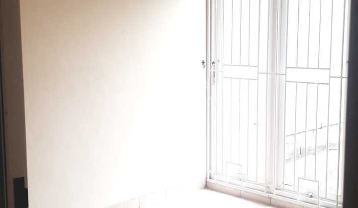 DIJUAL CEPAT RUMAH SIAP HUNI BAGUS DI CLUSTER VERINA GRAHA RAYA DIJUAL CEPAT RUMAH SIAP HUNI BAGUS DI CLUSTER VERINA GRAHA RAYA