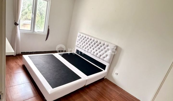 Disewakan Rumah Bagus, Rapih Siap Huni di Gading Serpong