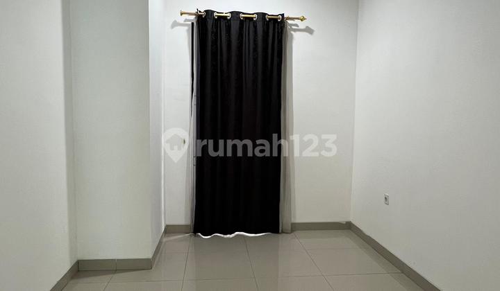 FOR RENT 2 UNITS OF SEMI-DETACHED HOUSES FULLY FURNISHED IN DE MAJA DE PARK BSD 2