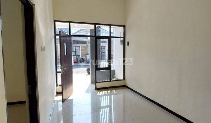 Di jual Rumah mewah di pusat kota soekarno hatta malang  area kampus 2