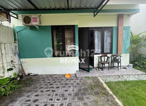 Two Unit 4 Bedroom House For Sale In Jimbaran 2