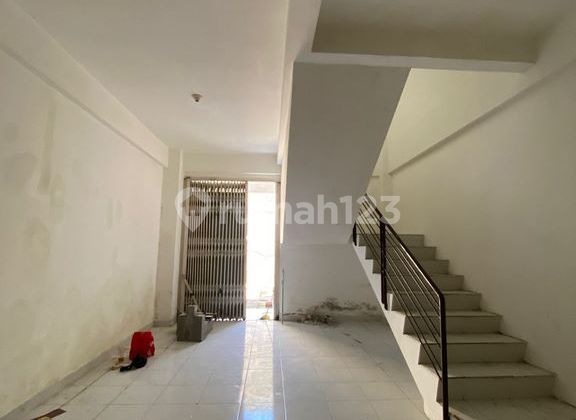 High Visibility Commercial Shophouse In Teuku Umar, Denpasar