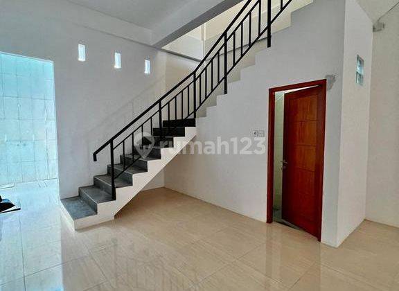 Shop House On Main Road For Rent, Seminyak Area 1