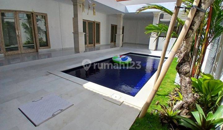 Brand New Villa For Rent, Kerobokan Area 1