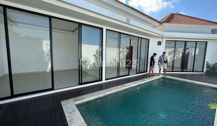 Luxurious 3BR Villa For Rent, Canggu Area 1