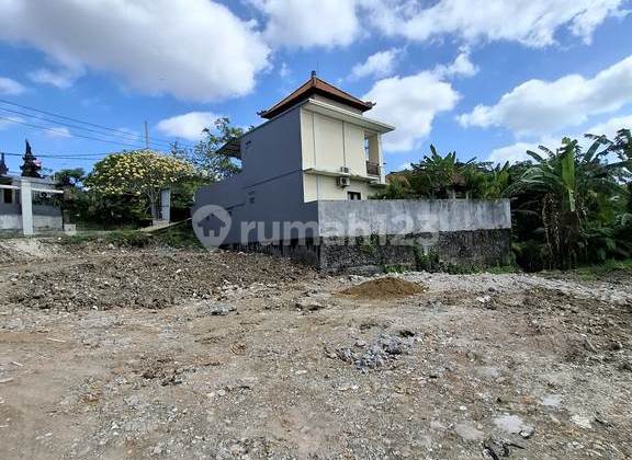Premium Land Plots 2 to 4 Are For Sale In Canggu With ITR Yellow Residential Zone