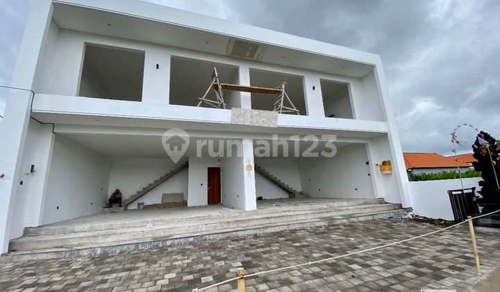 Commercial Space Modern Two-Storey Opportunity To Secure A Strategically For Rent In Canggu Commercial Space Modern Two-Storey Opportunity To Secure A Strategically For Rent In Canggu