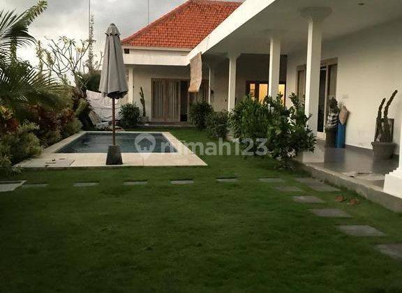 Luxury 2BR Villa For Rent, Canggu Area 1