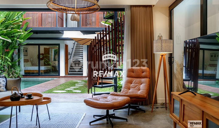 Premium 4 Bedroom Villa For Leasehold 25 Years In Batu Bolong, Canggu