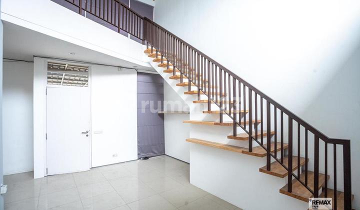 One Gate System House 4 Bedroom For Sale In The Sunset Road Area 2