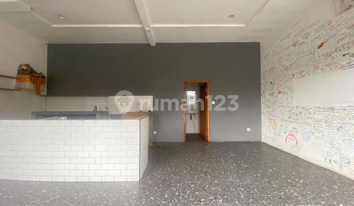 Commercial Shop Space Perfect For Launching Or Expanding Your Business For Rent In Padang Linjong, Canggu Commercial Shop Space Perfect For Launching Or Expanding Your Business For Rent In Padang Linjong, Canggu