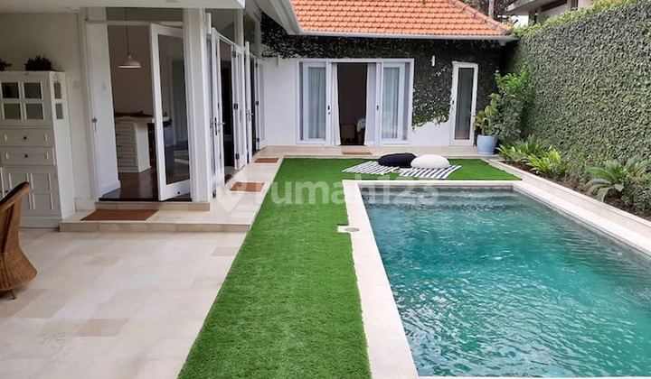 Villa With Mini Garden Beside Pool For Rent, Canggu Area