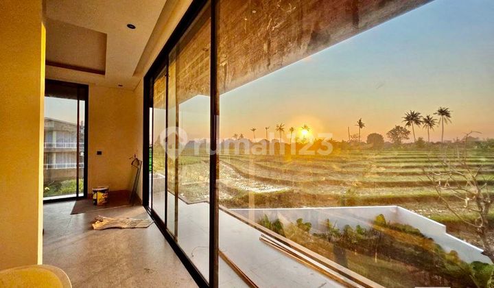 Brand New Black Tropical House For 35-Year Leasehold In Pererenan