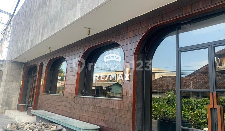 Strategic Commercial Property Ideal for Bar and Restaurant Rental in Berawa, Canggu