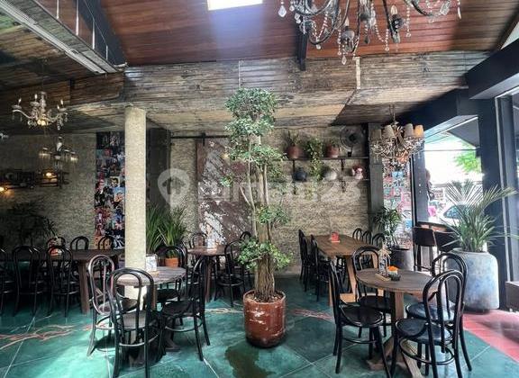 Over Contract Running Restaurant & Bar Business For Leasehold 19 Years In Kuta