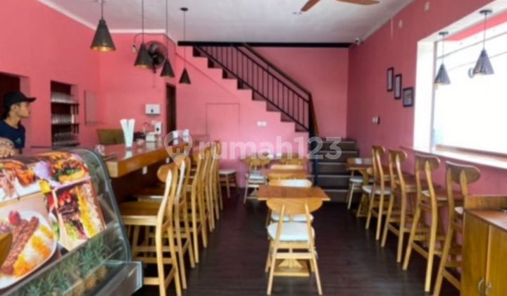 Shop 2 Level For Rent Jl. Raya Batu Mejan, Canggu