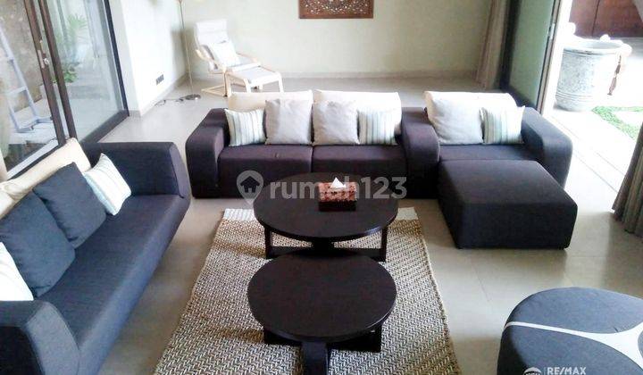 Luxury Villa in Villa Area for Sale, Canggu. 1