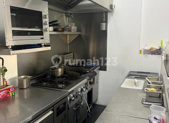 Cafe & Restaurant For Sale Premium Location In Canggu 2