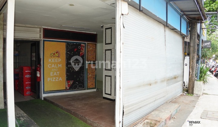 Exclusive Beachfront Space Available For Rent In Seminyak 