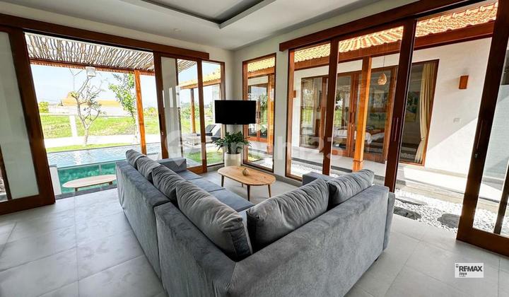 Modern Villa 2 Bedroom With Beautiful Rice Field Views For Rent In Munggu Modern Villa 2 Bedroom With Beautiful Rice Field Views For Rent In Munggu