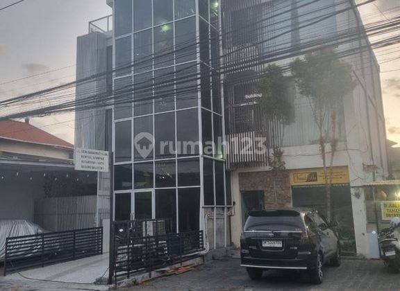 Ruko 3 Lantai Di Jual, Area Seminyak 1