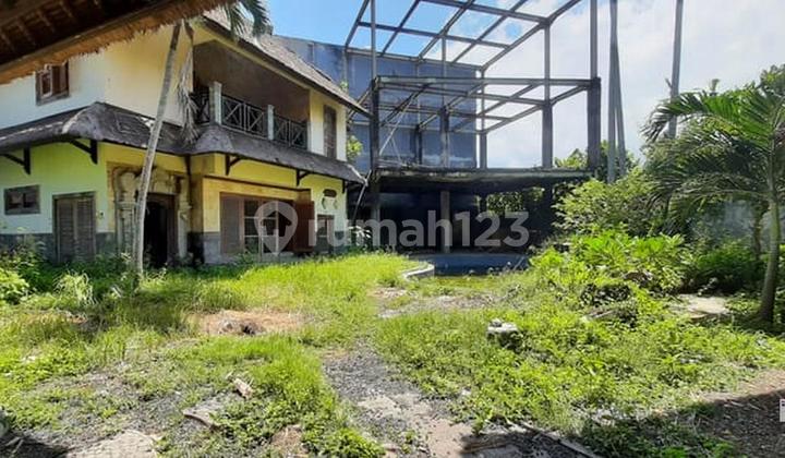 Ex-Villa Land 10.4 Are For Sale In Batubelig, Seminyak