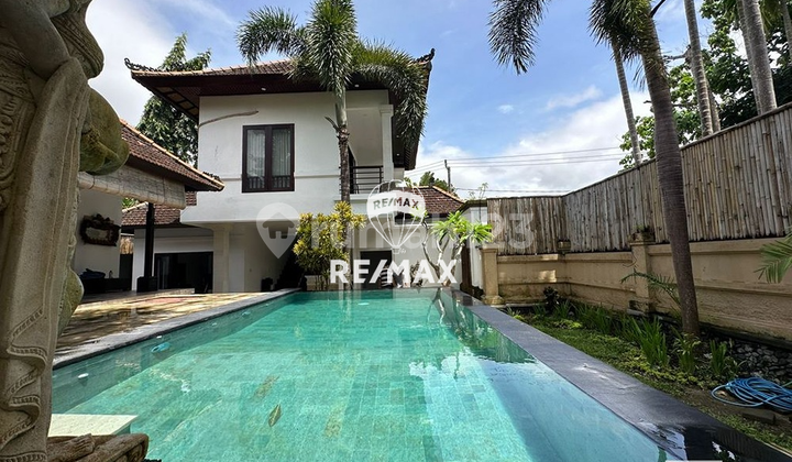 Modern 3 Bedroom Villa in Berawa Prime Location