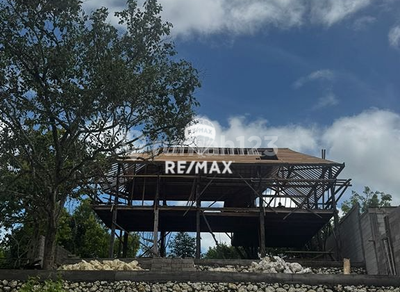 House With 3 Bedrooms And Sky View Room For Leasehold 24 Years In Padang Padang, Uluwatu