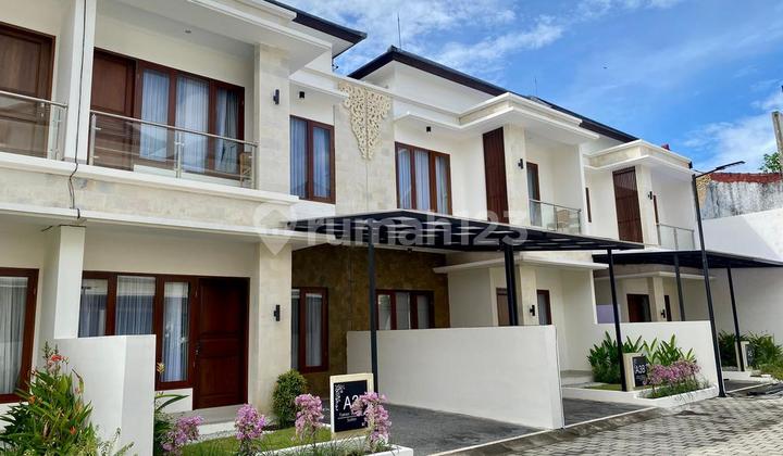 House 3 Bedrooms Located In One Of The Most Luxurious Residential Complexes For Sale In Nusa Dua