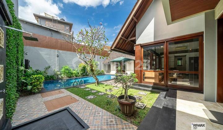 Modern 3 Bedroom Villa For Sale In Umalas, Canggu Modern 3 Bedroom Villa For Sale In Umalas, Canggu