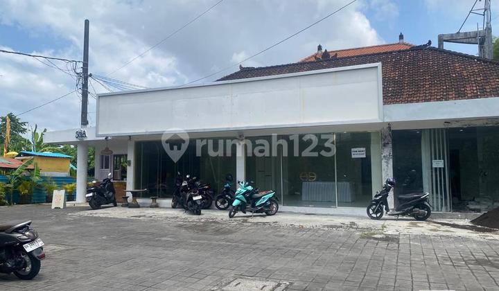 Commercial Space For Rent In Strategic Batu Belig Area Commercial Space For Rent In Strategic Batu Belig Area