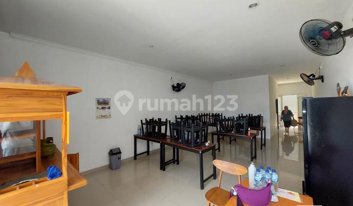Two Storey Shophouse For Rent In Seminyak Two Storey Shophouse For Rent In Seminyak