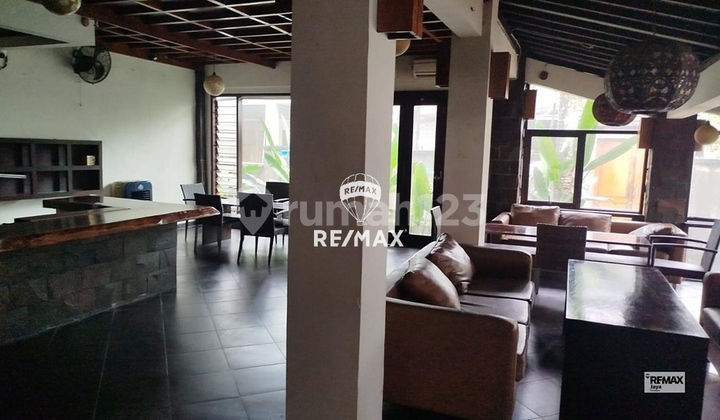 Ex Restaurant For Rent In Seminyak Prime Commercial Area 2