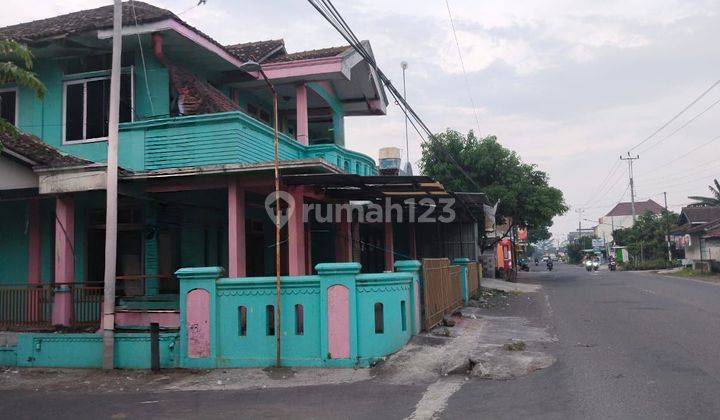 Rumah 2 Lantai Murah Bisa Jadi Tempat Usaha 1